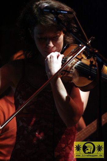 Mutabor (D) 11. Chiemsee Reggae Festival, Übersee - Tent Stage 20. August 2005 (13).jpg